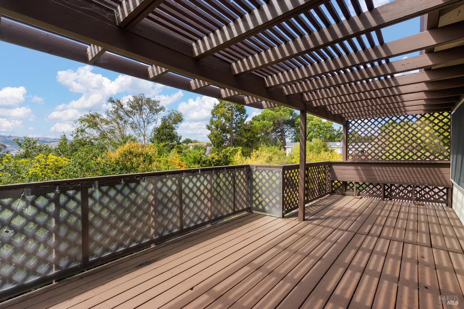 Detail Gallery Image 26 of 59 For 407 Rinconada Ct, Benicia,  CA 94510 - – Beds | – Baths