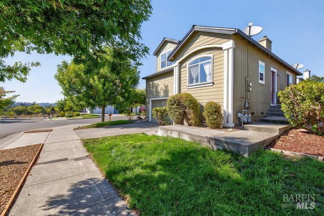 Detail Gallery Image 2 of 62 For 184 El Encanto Way, Santa Rosa,  CA 95409 - 4 Beds | 3/1 Baths