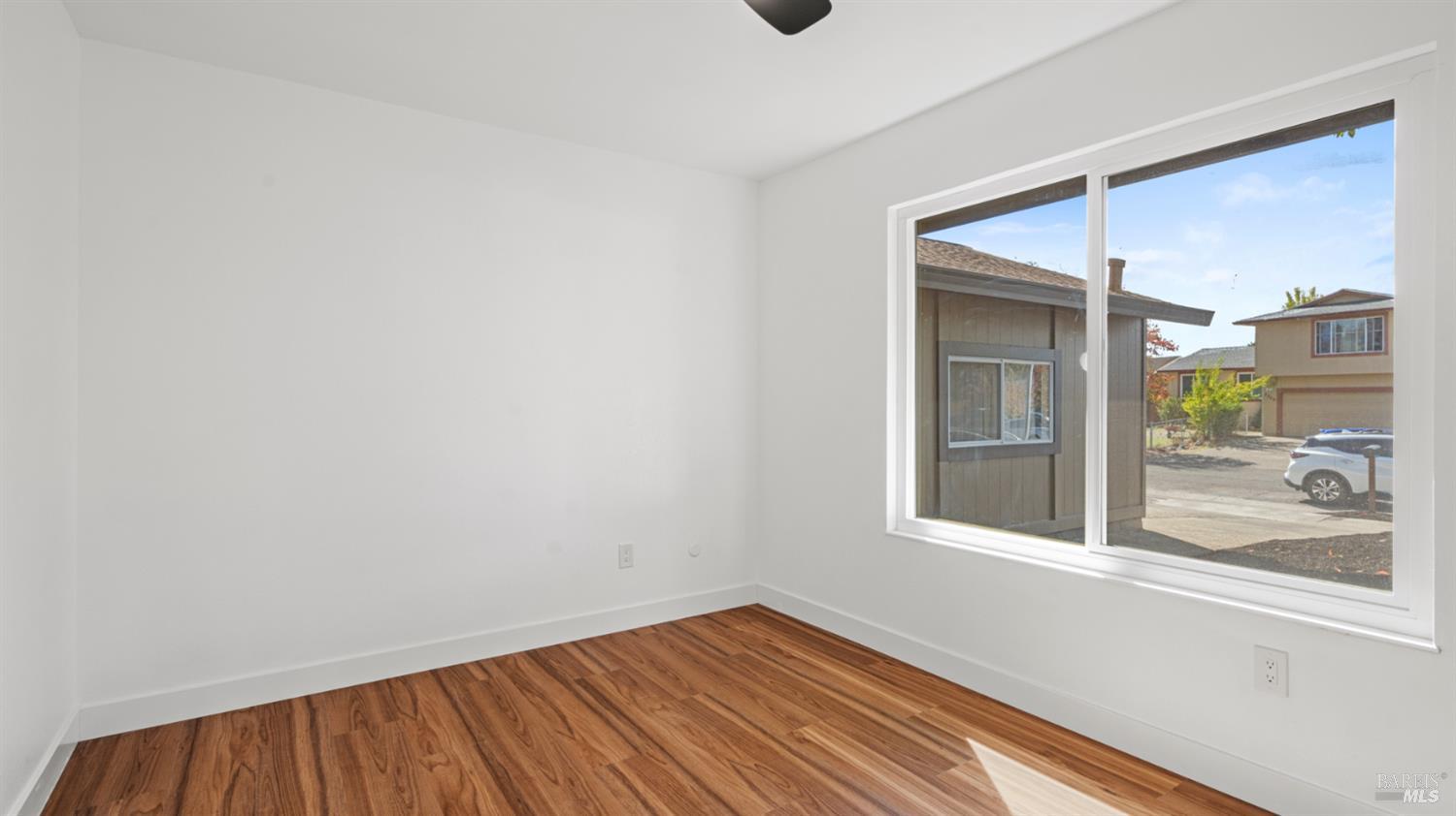 Detail Gallery Image 16 of 37 For 2353 Hood Ct, Santa Rosa,  CA 95401 - 4 Beds | 2 Baths