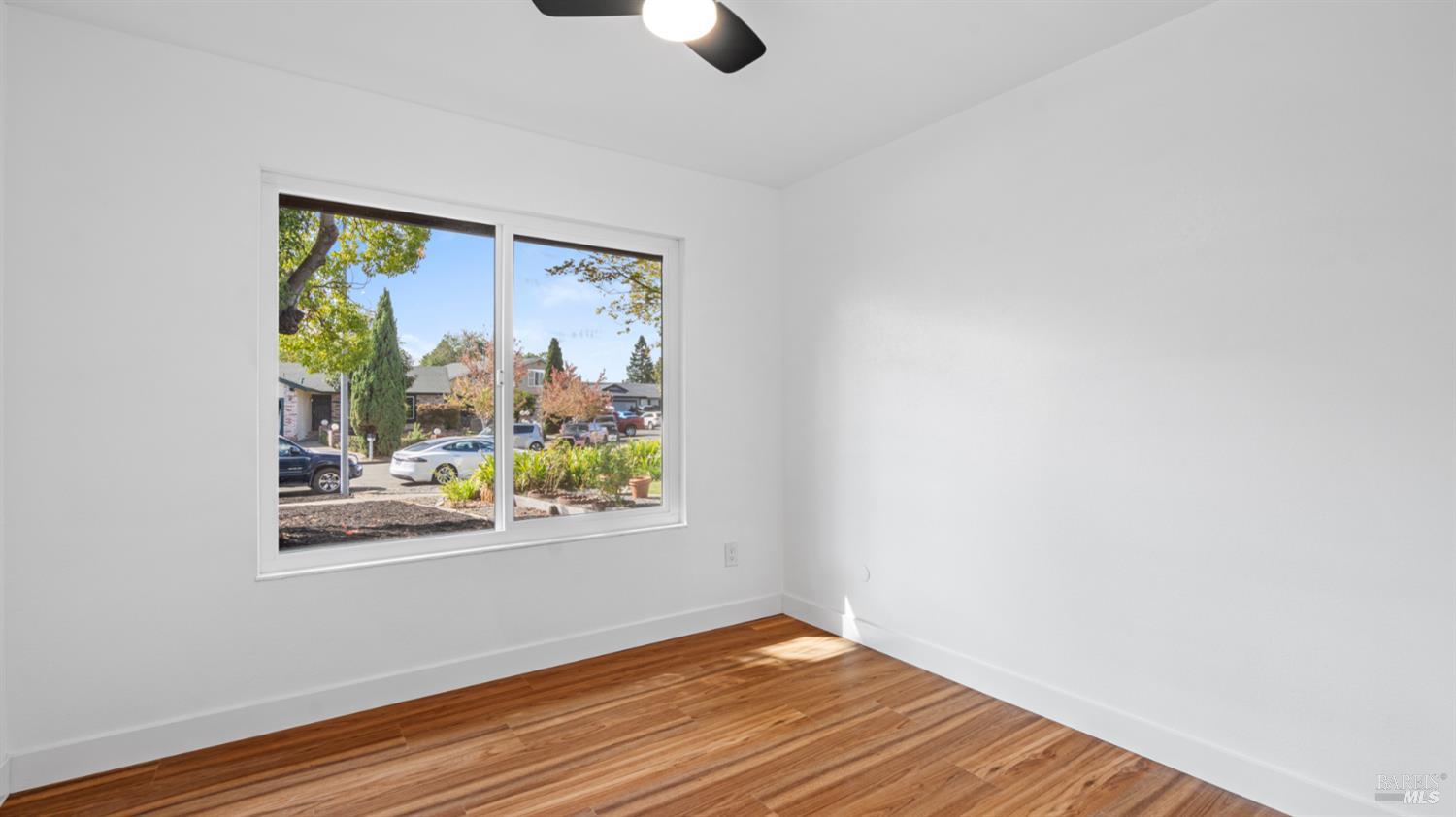 Detail Gallery Image 25 of 37 For 2353 Hood Ct, Santa Rosa,  CA 95401 - 4 Beds | 2 Baths