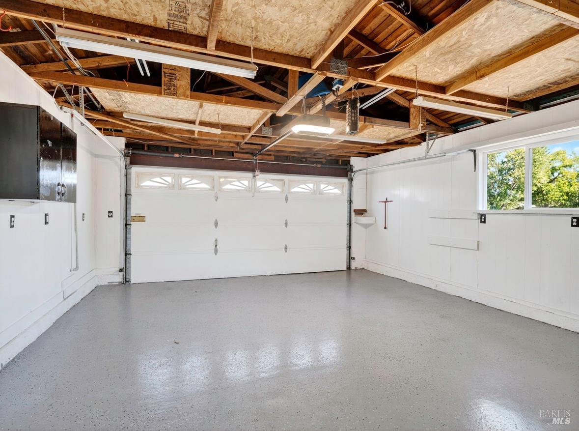 Detail Gallery Image 33 of 51 For 844 Cedarwood Ln, Petaluma,  CA 94954 - 4 Beds | 2 Baths