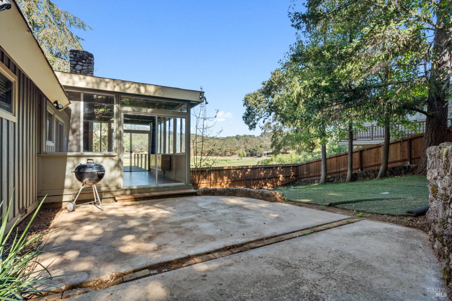 Detail Gallery Image 20 of 28 For 2992 Buckingham Dr, Kelseyville,  CA 95451 - 3 Beds | 2/1 Baths