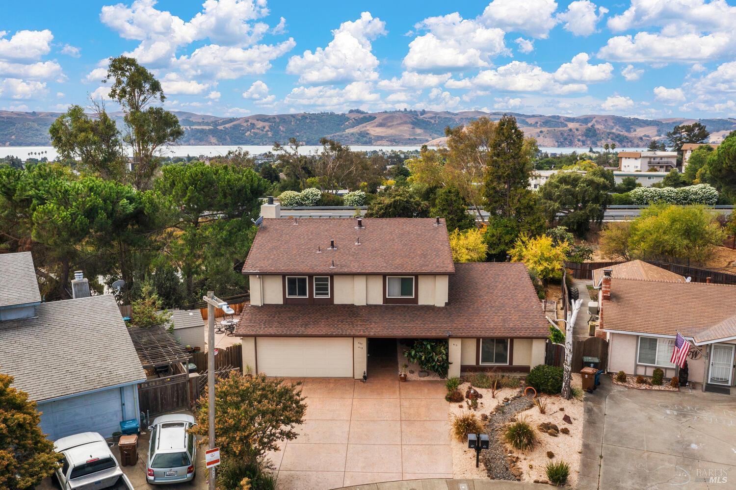 Detail Gallery Image 2 of 59 For 407 Rinconada Ct, Benicia,  CA 94510 - – Beds | – Baths