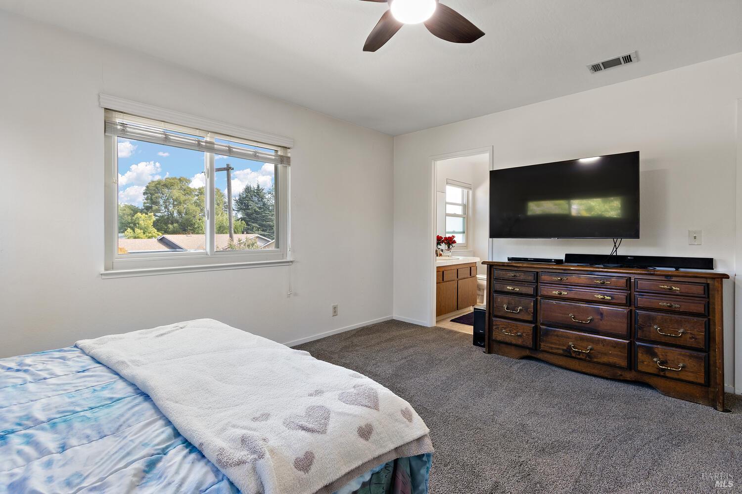 Detail Gallery Image 16 of 59 For 407 Rinconada Ct, Benicia,  CA 94510 - – Beds | – Baths