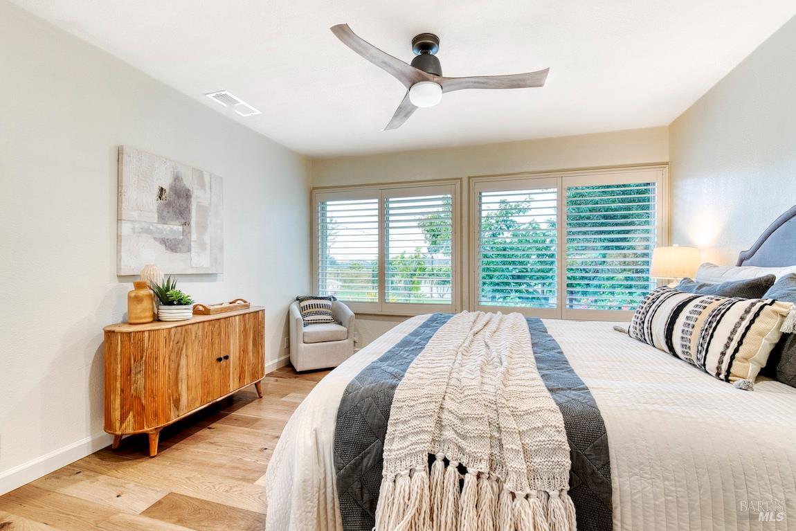 Detail Gallery Image 12 of 28 For 133 Montego Key, Novato,  CA 94949 - 3 Beds | 3 Baths