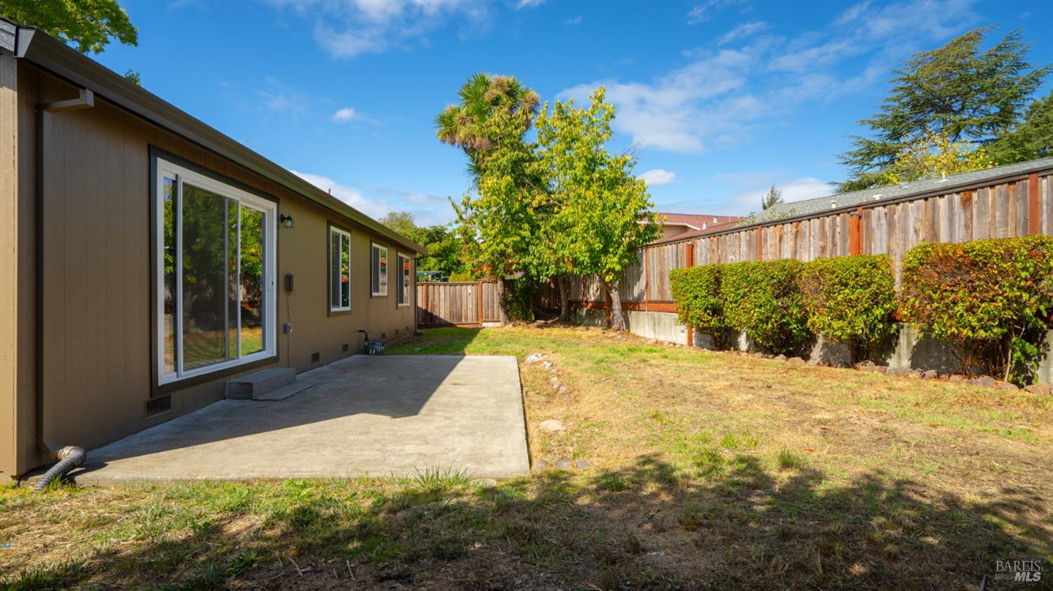 Detail Gallery Image 32 of 37 For 2353 Hood Ct, Santa Rosa,  CA 95401 - 4 Beds | 2 Baths