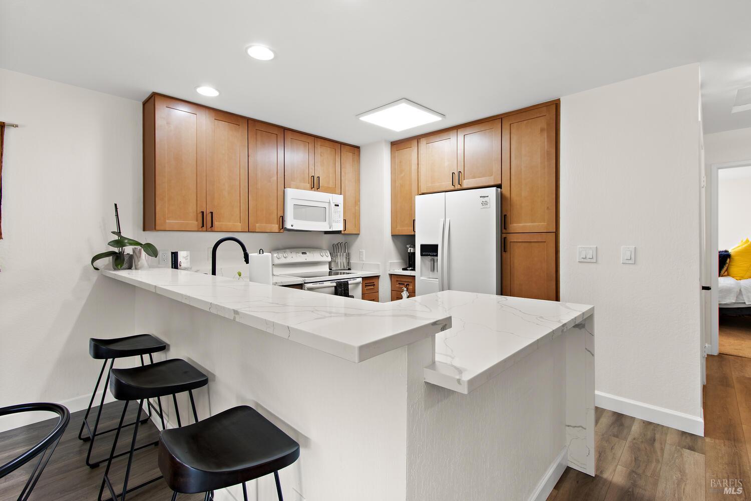 Detail Gallery Image 36 of 59 For 407 Rinconada Ct, Benicia,  CA 94510 - – Beds | – Baths