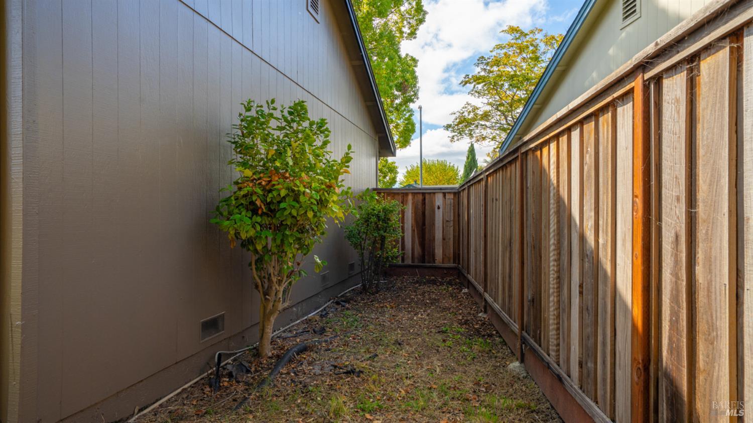 Detail Gallery Image 37 of 37 For 2353 Hood Ct, Santa Rosa,  CA 95401 - 4 Beds | 2 Baths