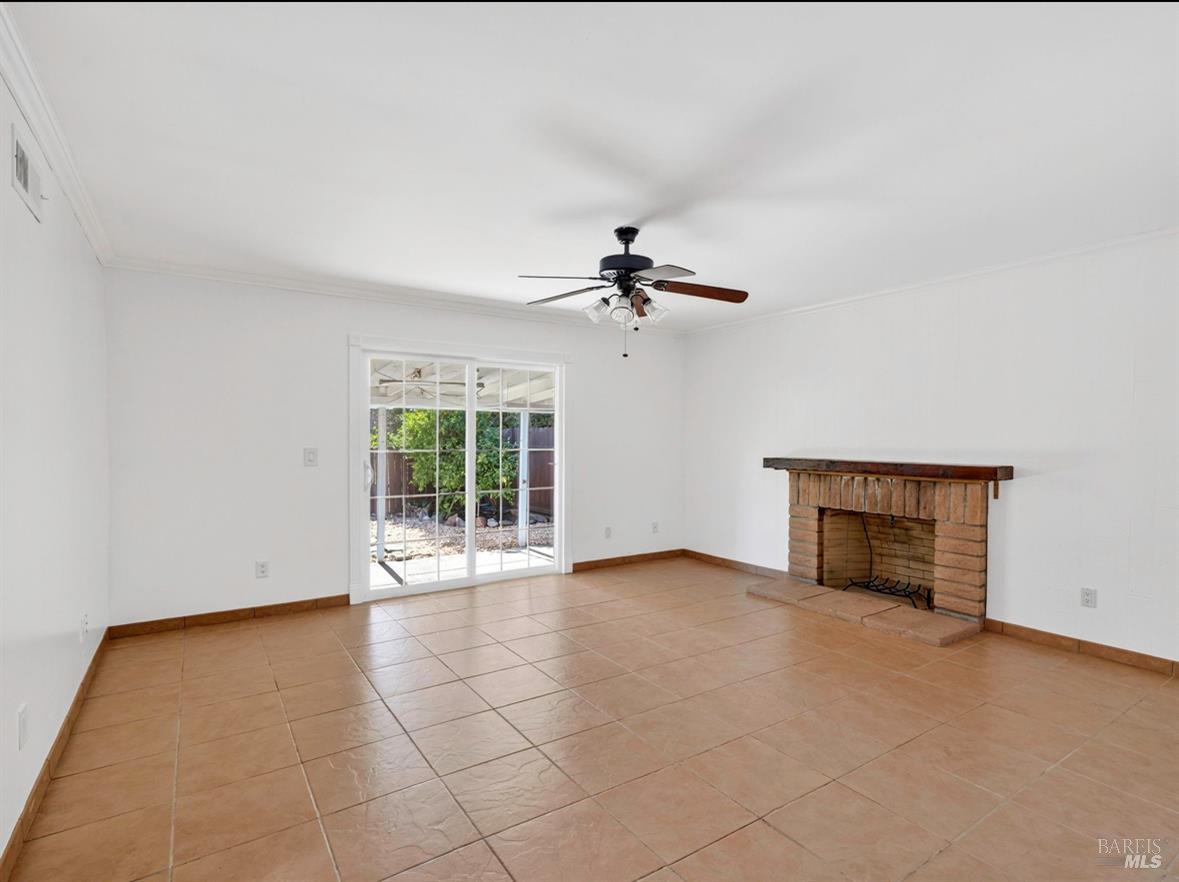 Detail Gallery Image 35 of 51 For 844 Cedarwood Ln, Petaluma,  CA 94954 - 4 Beds | 2 Baths