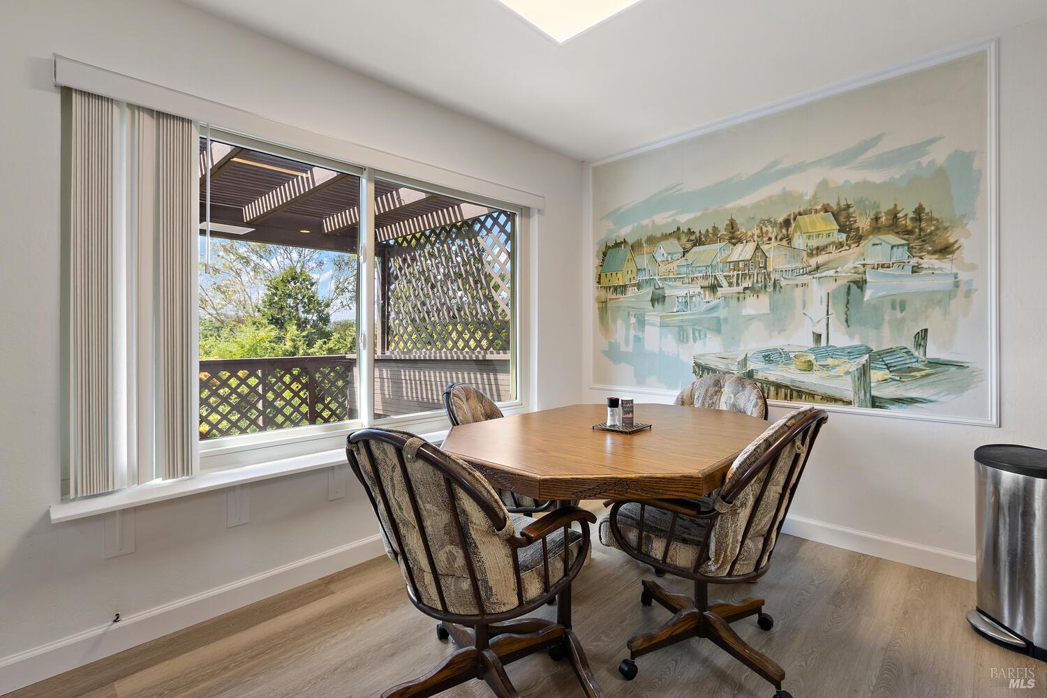 Detail Gallery Image 10 of 59 For 407 Rinconada Ct, Benicia,  CA 94510 - – Beds | – Baths