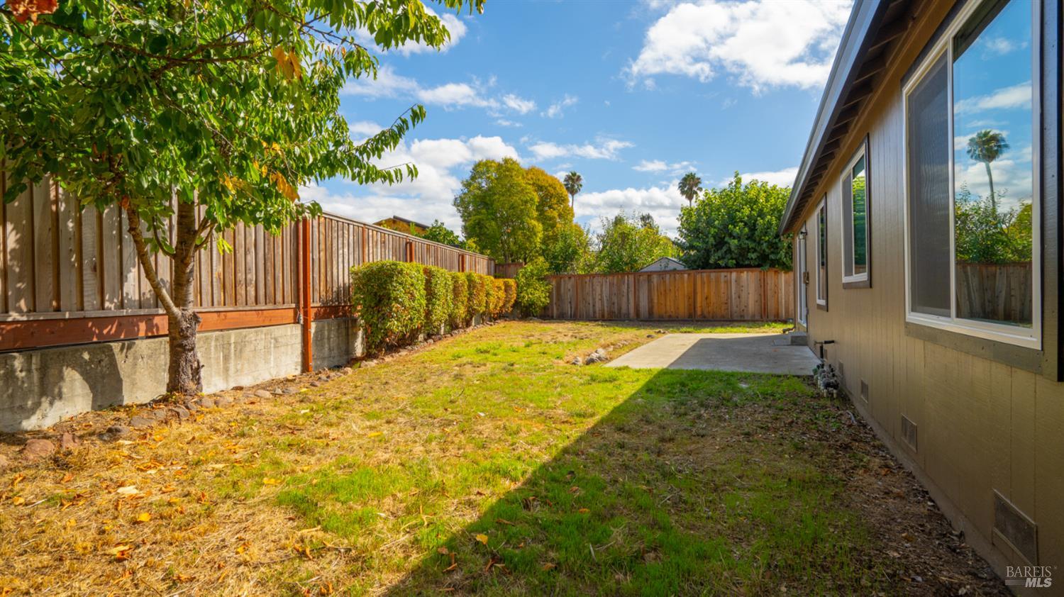 Detail Gallery Image 35 of 37 For 2353 Hood Ct, Santa Rosa,  CA 95401 - 4 Beds | 2 Baths