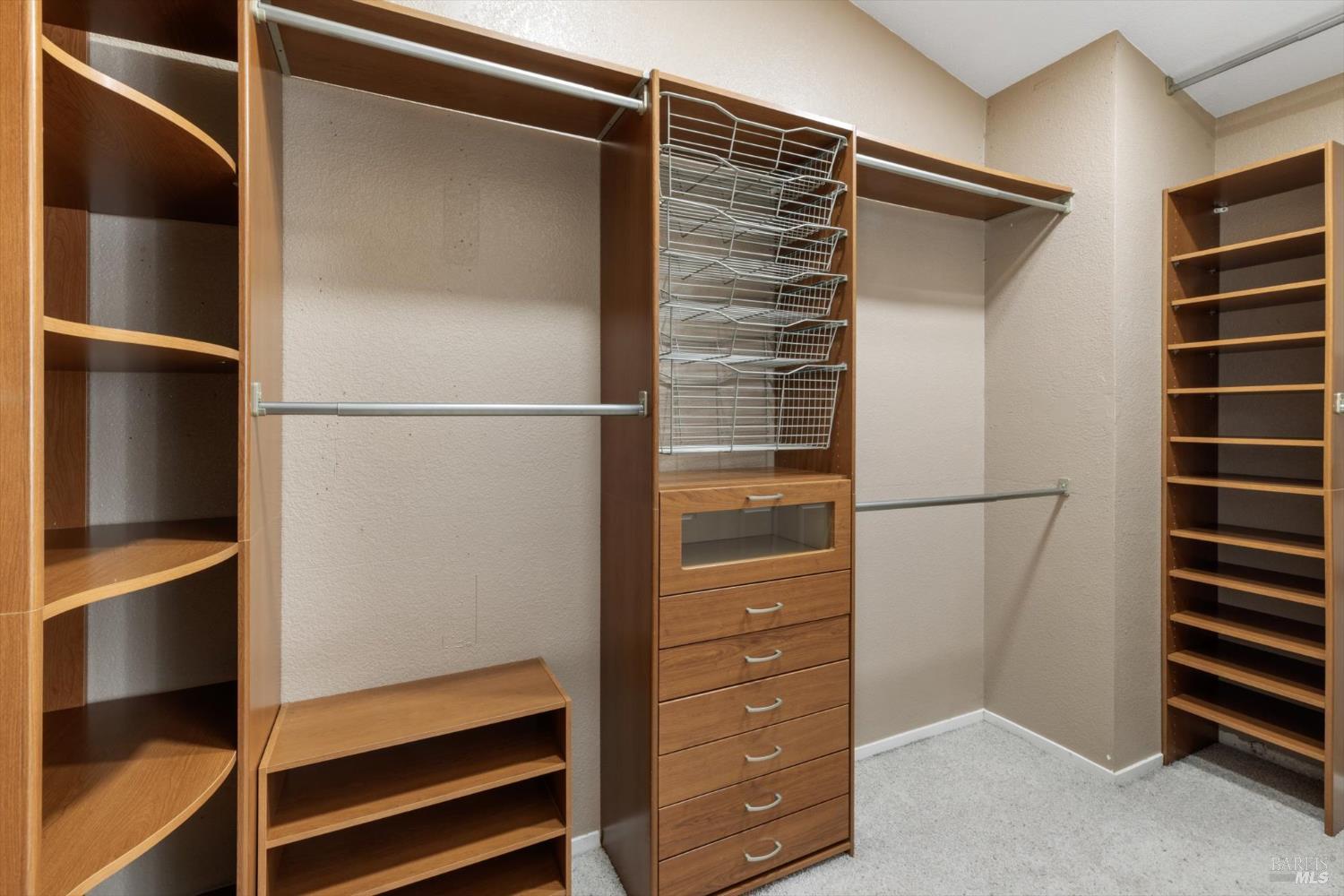 Detail Gallery Image 40 of 72 For 918 Moonstone Ct, Vacaville,  CA 95687 - 4 Beds | 3 Baths