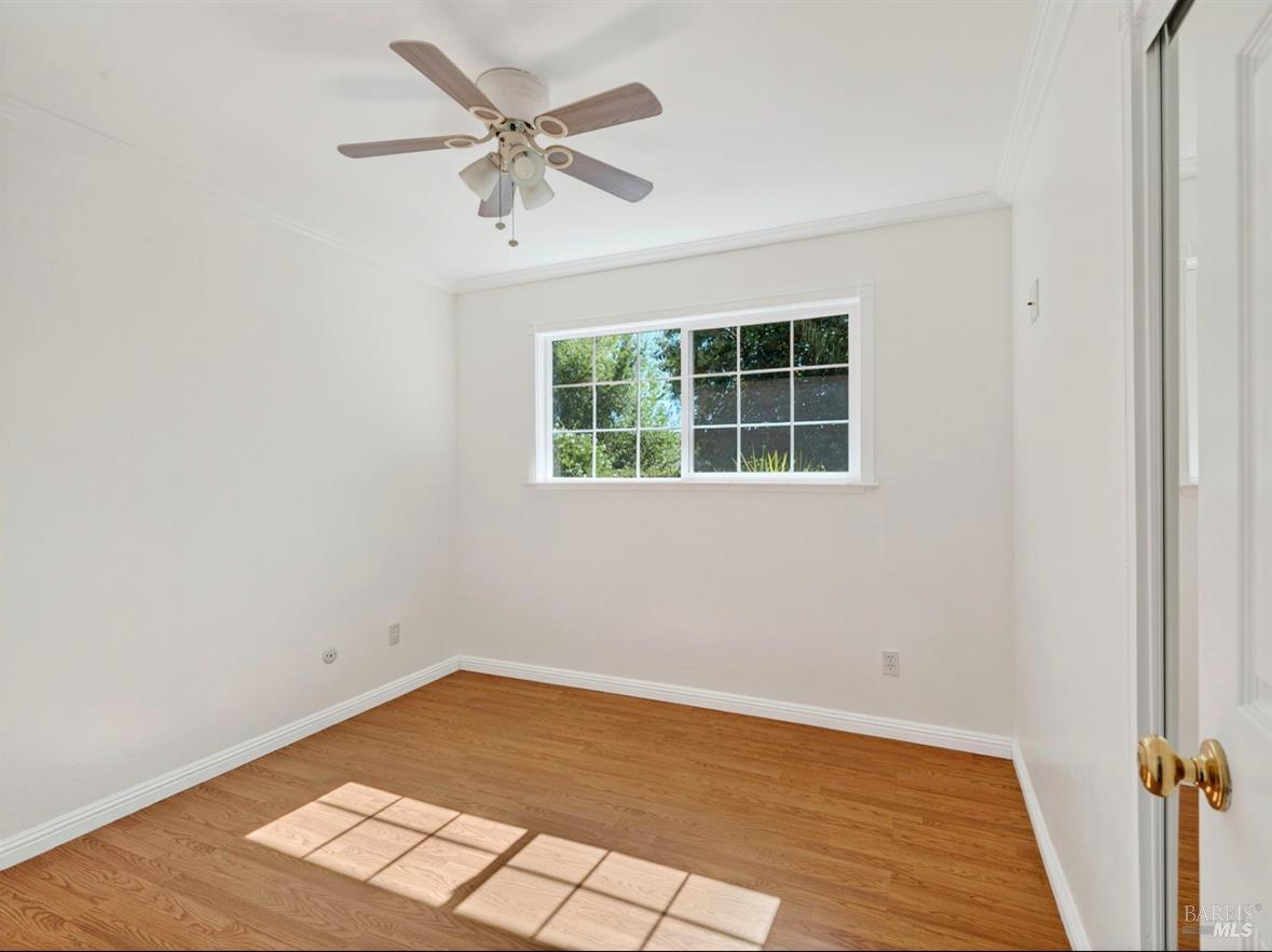 Detail Gallery Image 22 of 51 For 844 Cedarwood Ln, Petaluma,  CA 94954 - 4 Beds | 2 Baths