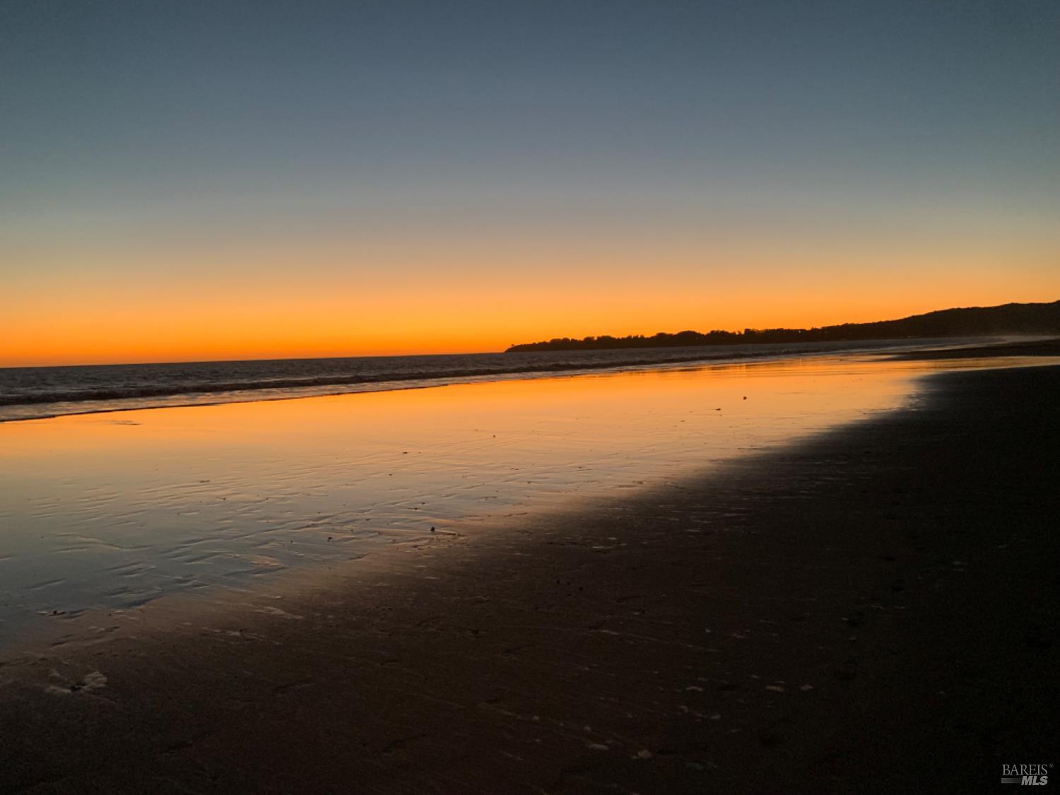 Detail Gallery Image 92 of 98 For 40 Arenal Ave, Stinson Beach,  CA 94970 - 3 Beds | 2 Baths