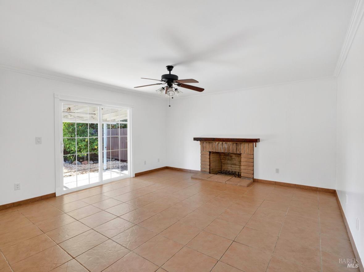 Detail Gallery Image 37 of 51 For 844 Cedarwood Ln, Petaluma,  CA 94954 - 4 Beds | 2 Baths