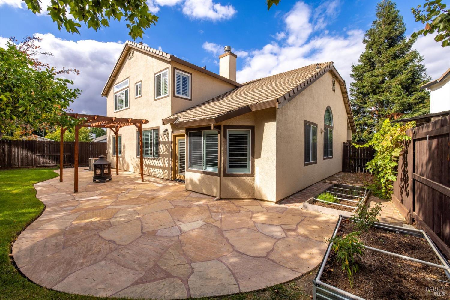 Detail Gallery Image 48 of 72 For 918 Moonstone Ct, Vacaville,  CA 95687 - 4 Beds | 3 Baths