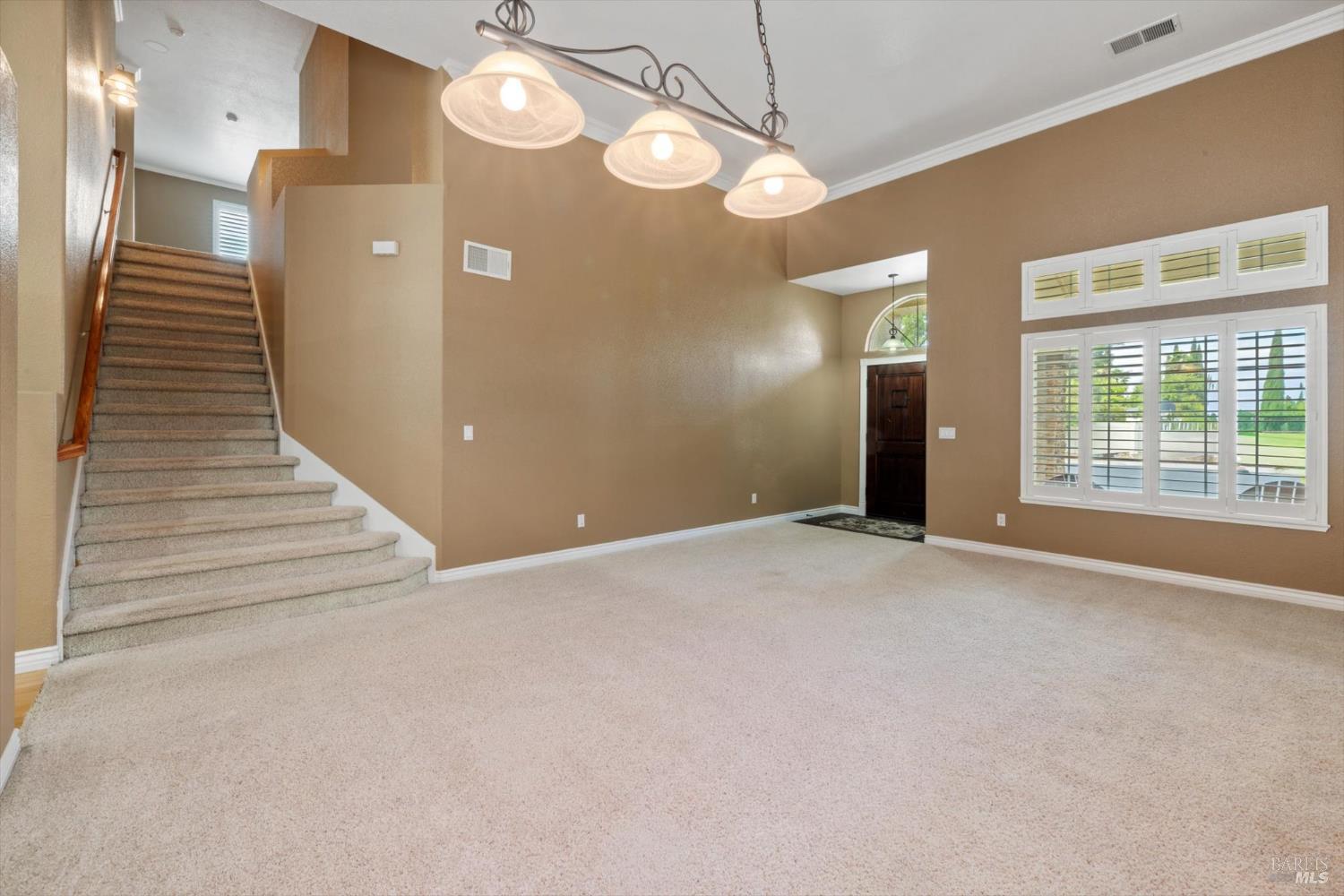 Detail Gallery Image 13 of 72 For 918 Moonstone Ct, Vacaville,  CA 95687 - 4 Beds | 3 Baths