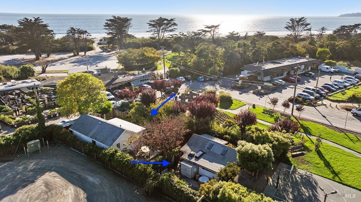 Detail Gallery Image 75 of 98 For 40 Arenal Ave, Stinson Beach,  CA 94970 - 3 Beds | 2 Baths