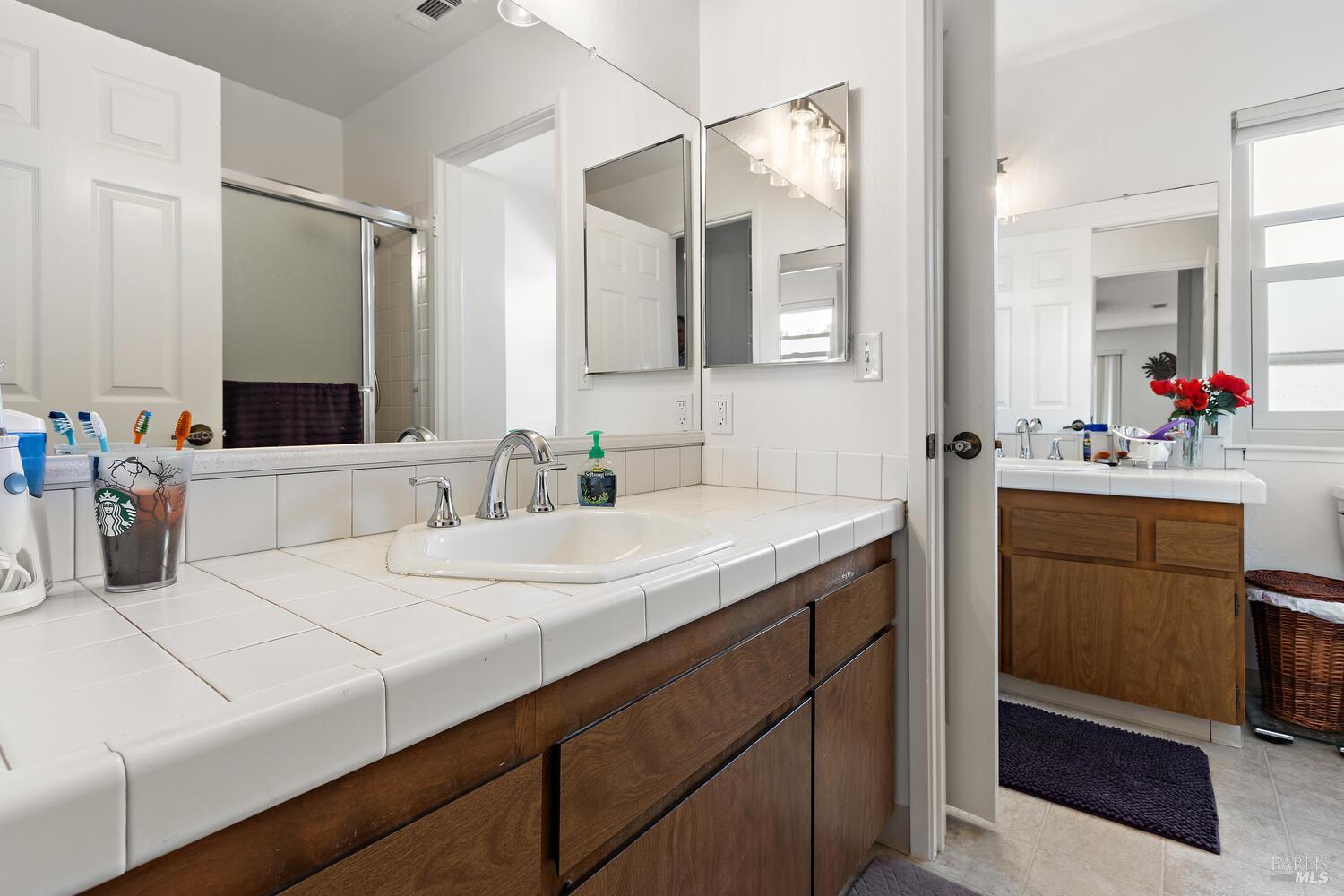 Detail Gallery Image 19 of 59 For 407 Rinconada Ct, Benicia,  CA 94510 - – Beds | – Baths