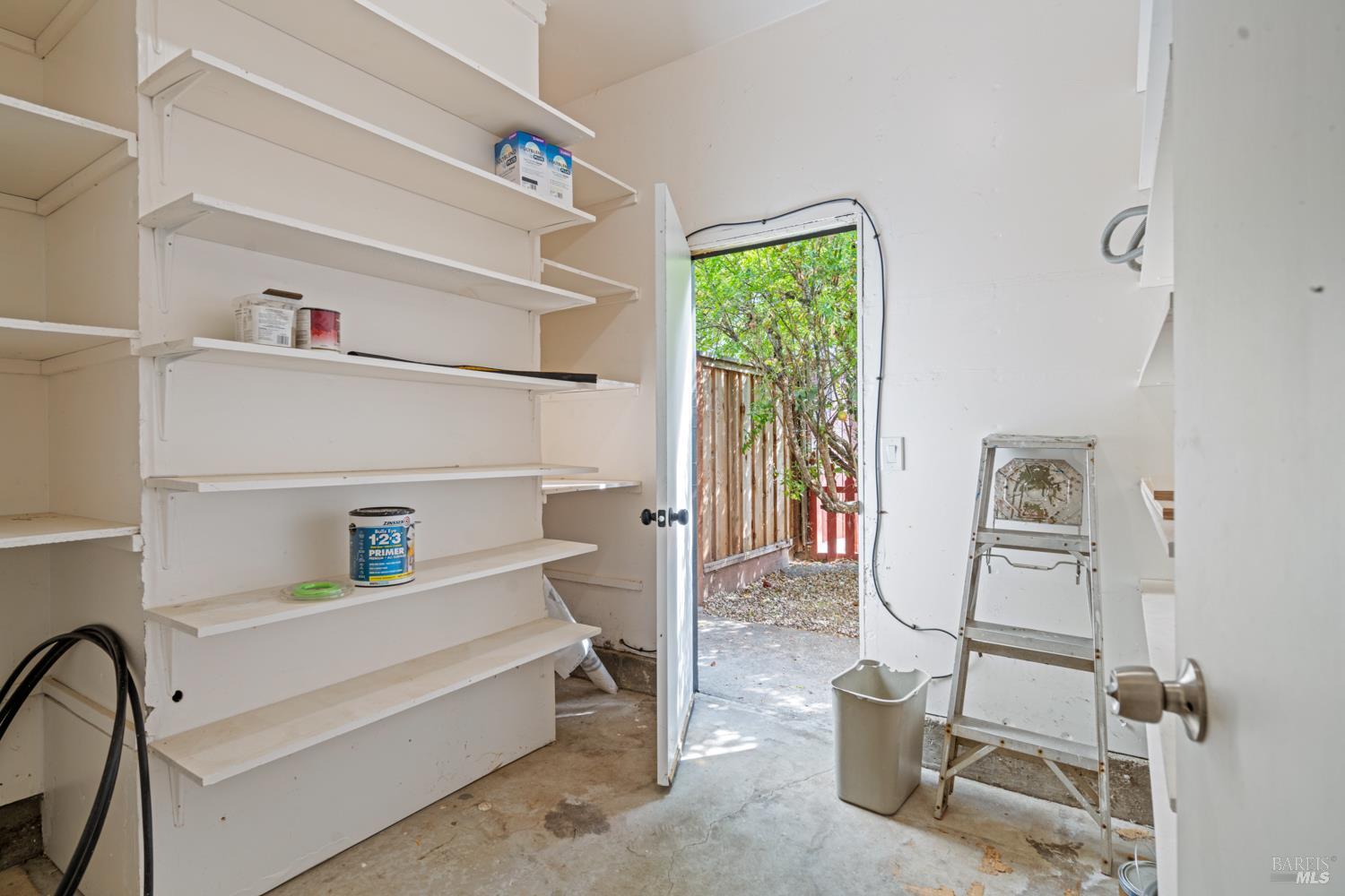 Detail Gallery Image 30 of 37 For 2353 Hood Ct, Santa Rosa,  CA 95401 - 4 Beds | 2 Baths