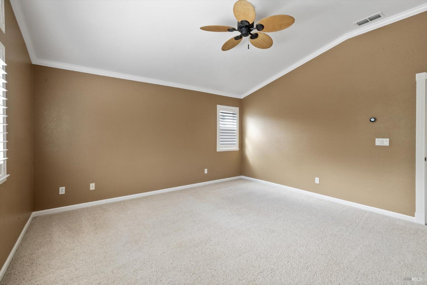 Detail Gallery Image 36 of 72 For 918 Moonstone Ct, Vacaville,  CA 95687 - 4 Beds | 3 Baths