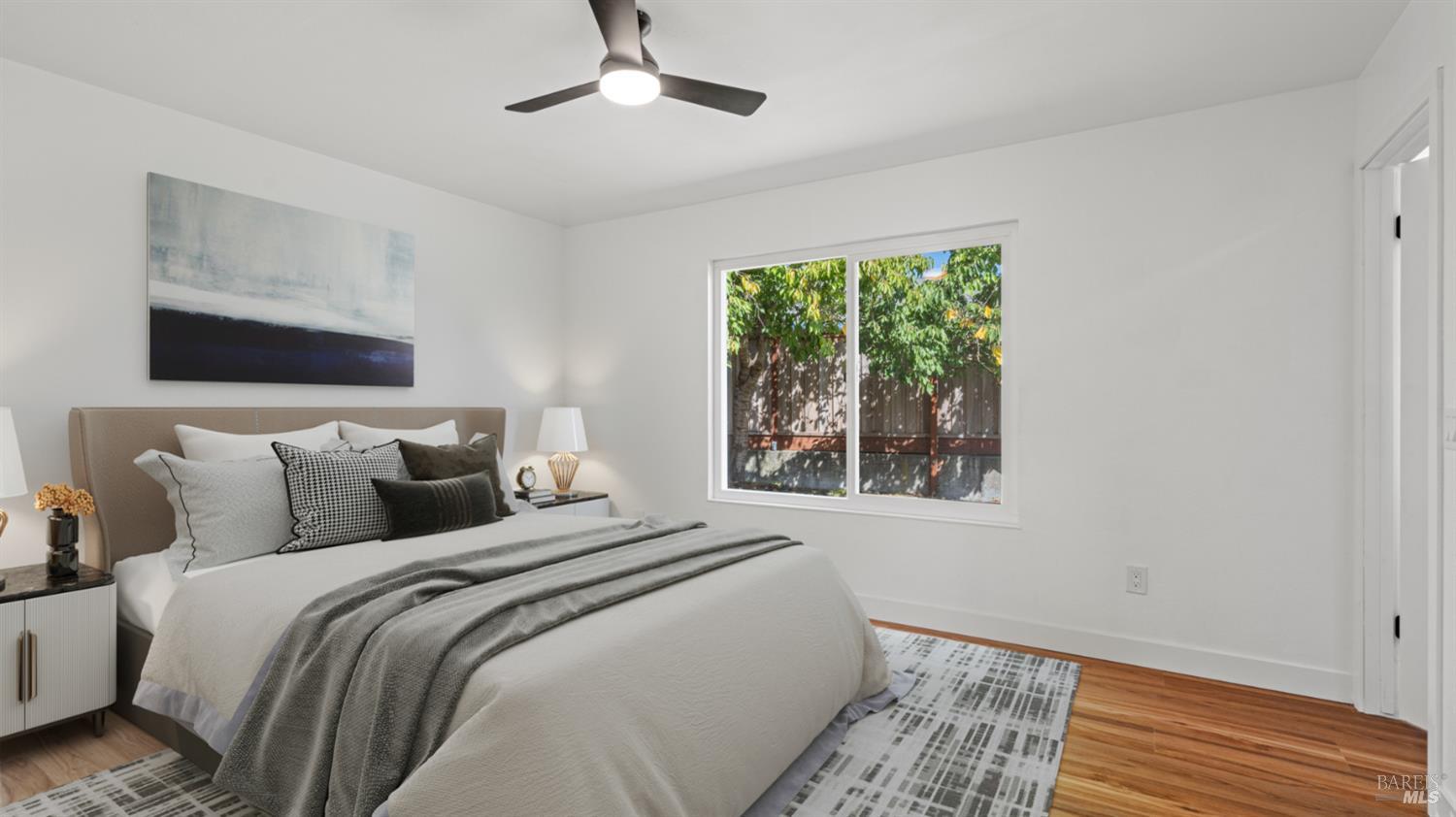 Detail Gallery Image 18 of 37 For 2353 Hood Ct, Santa Rosa,  CA 95401 - 4 Beds | 2 Baths