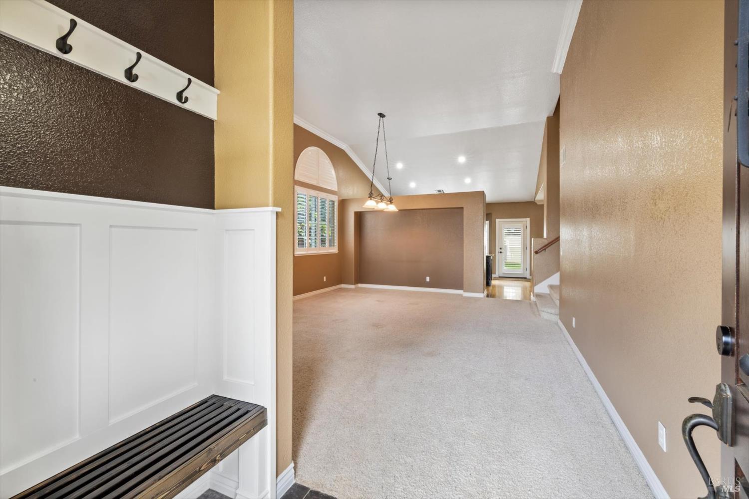 Detail Gallery Image 8 of 72 For 918 Moonstone Ct, Vacaville,  CA 95687 - 4 Beds | 3 Baths