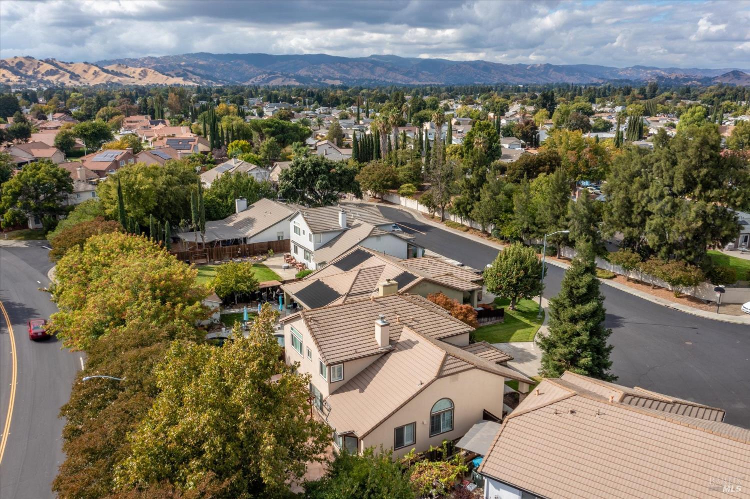 Detail Gallery Image 59 of 72 For 918 Moonstone Ct, Vacaville,  CA 95687 - 4 Beds | 3 Baths