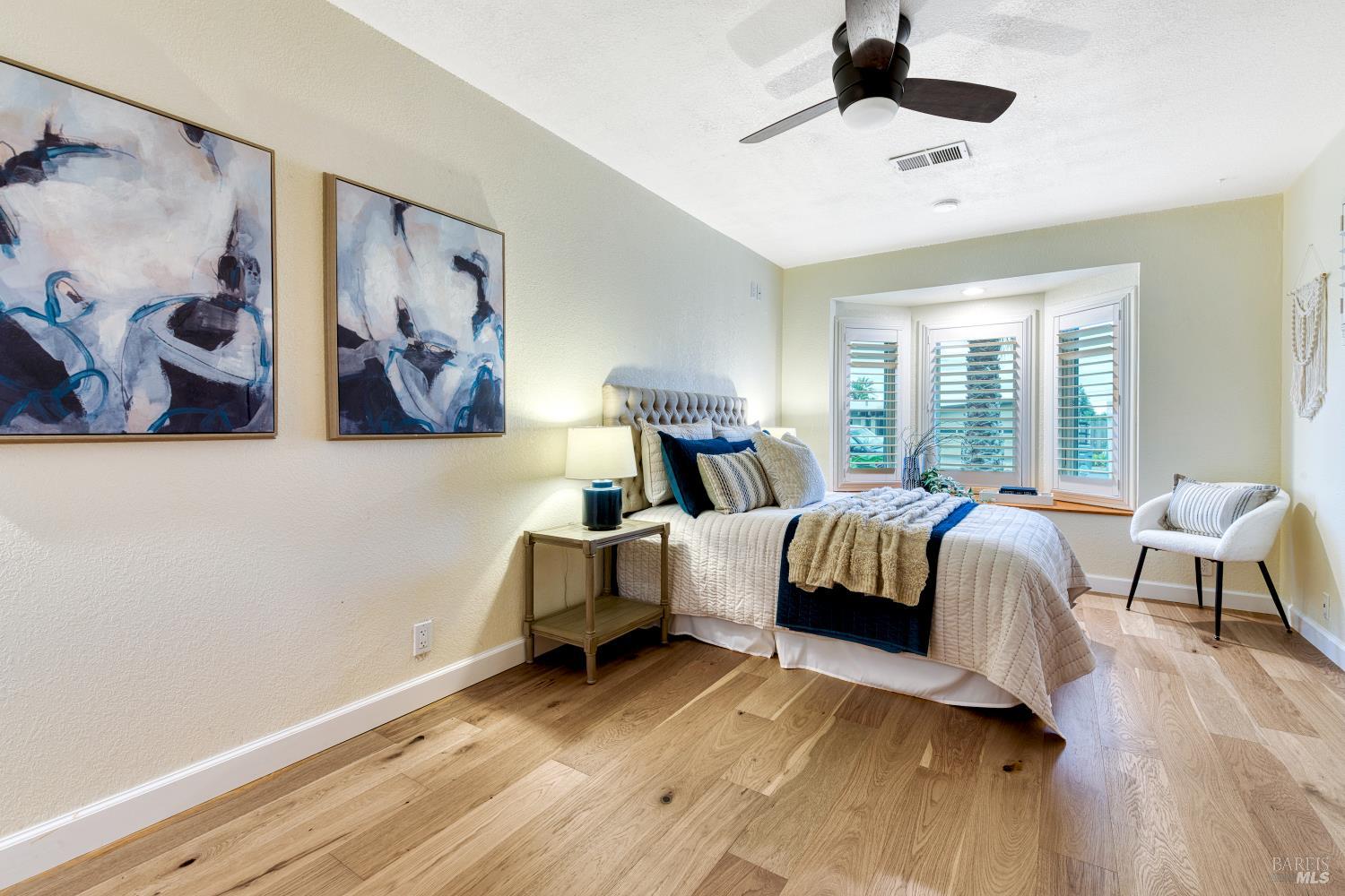 Detail Gallery Image 17 of 28 For 133 Montego Key, Novato,  CA 94949 - 3 Beds | 3 Baths