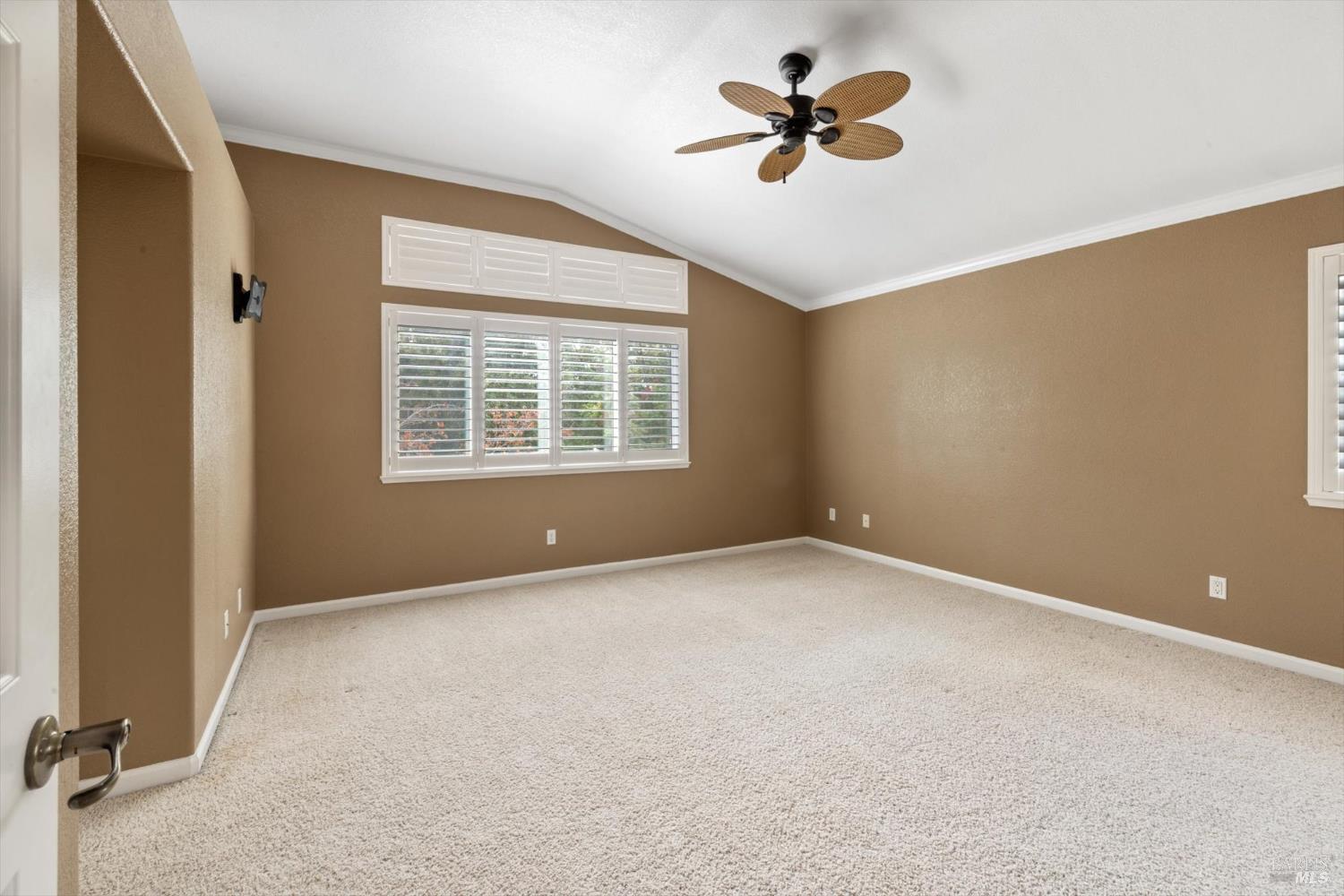 Detail Gallery Image 34 of 72 For 918 Moonstone Ct, Vacaville,  CA 95687 - 4 Beds | 3 Baths