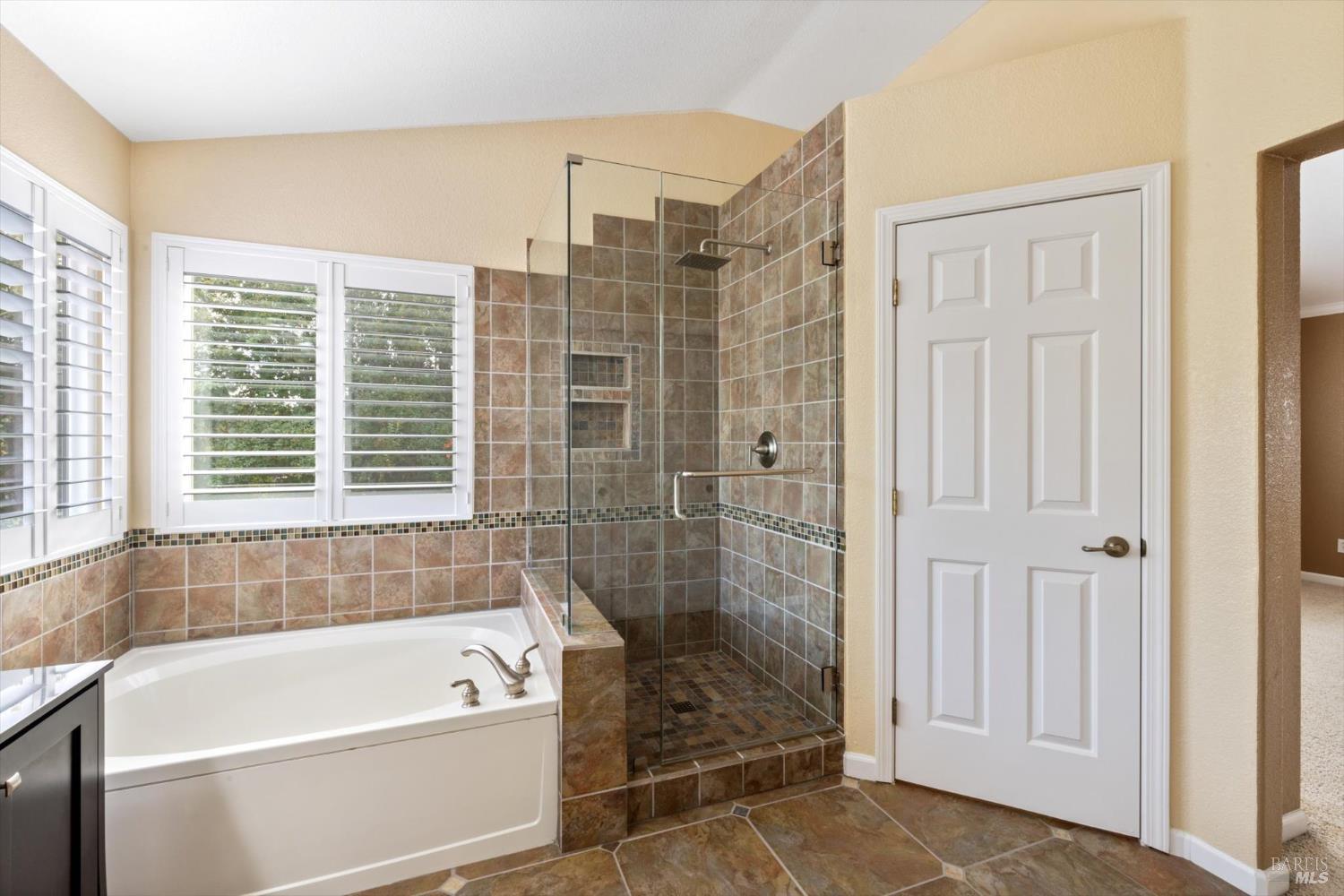 Detail Gallery Image 44 of 72 For 918 Moonstone Ct, Vacaville,  CA 95687 - 4 Beds | 3 Baths