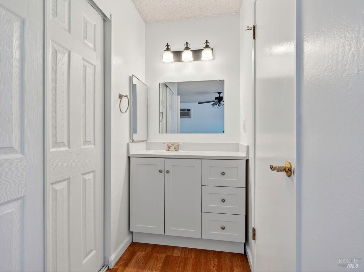 Detail Gallery Image 19 of 51 For 844 Cedarwood Ln, Petaluma,  CA 94954 - 4 Beds | 2 Baths