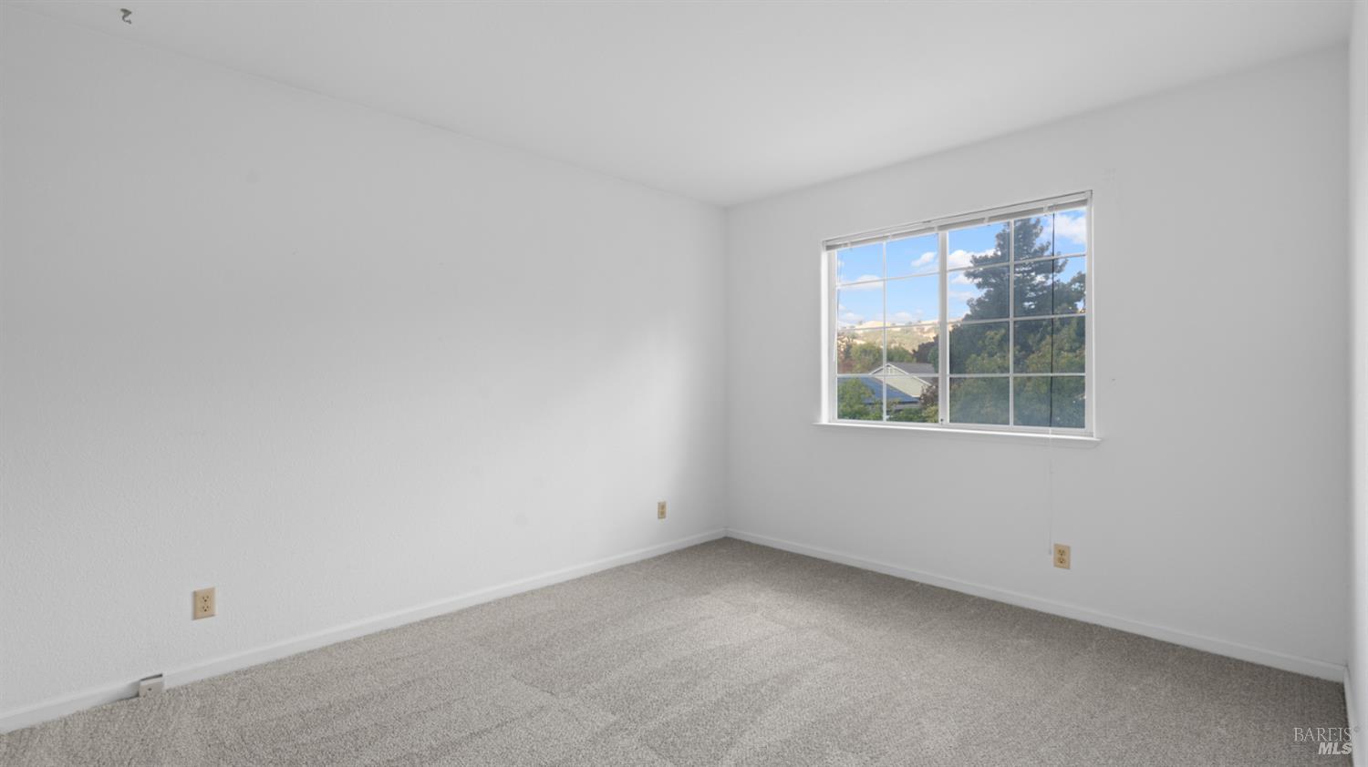 Detail Gallery Image 39 of 61 For 2133 Hillridge Dr, Fairfield,  CA 94534 - 4 Beds | 2/1 Baths