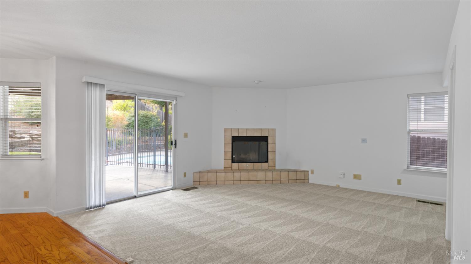 Detail Gallery Image 20 of 61 For 2133 Hillridge Dr, Fairfield,  CA 94534 - 4 Beds | 2/1 Baths