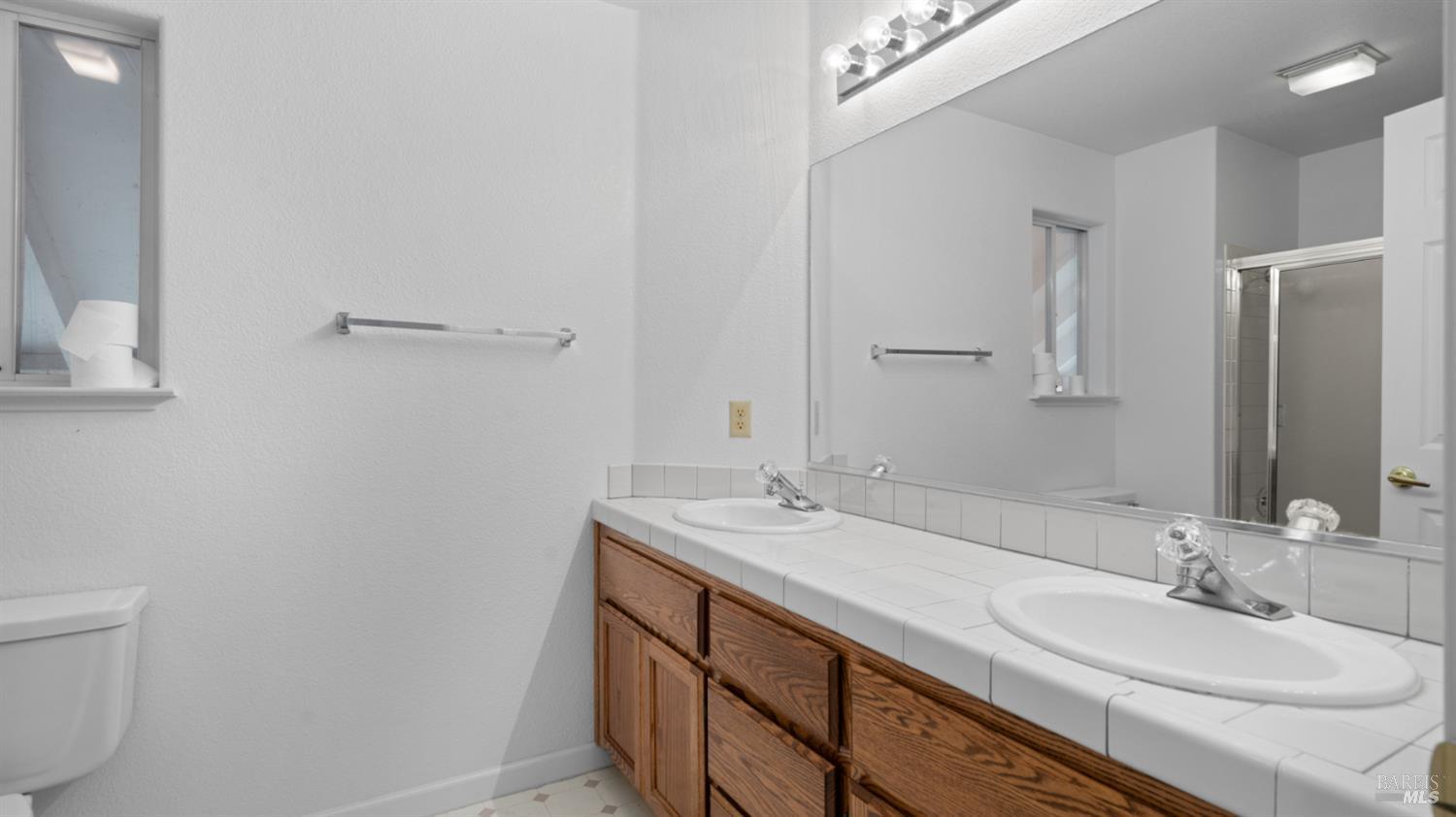 Detail Gallery Image 37 of 61 For 2133 Hillridge Dr, Fairfield,  CA 94534 - 4 Beds | 2/1 Baths