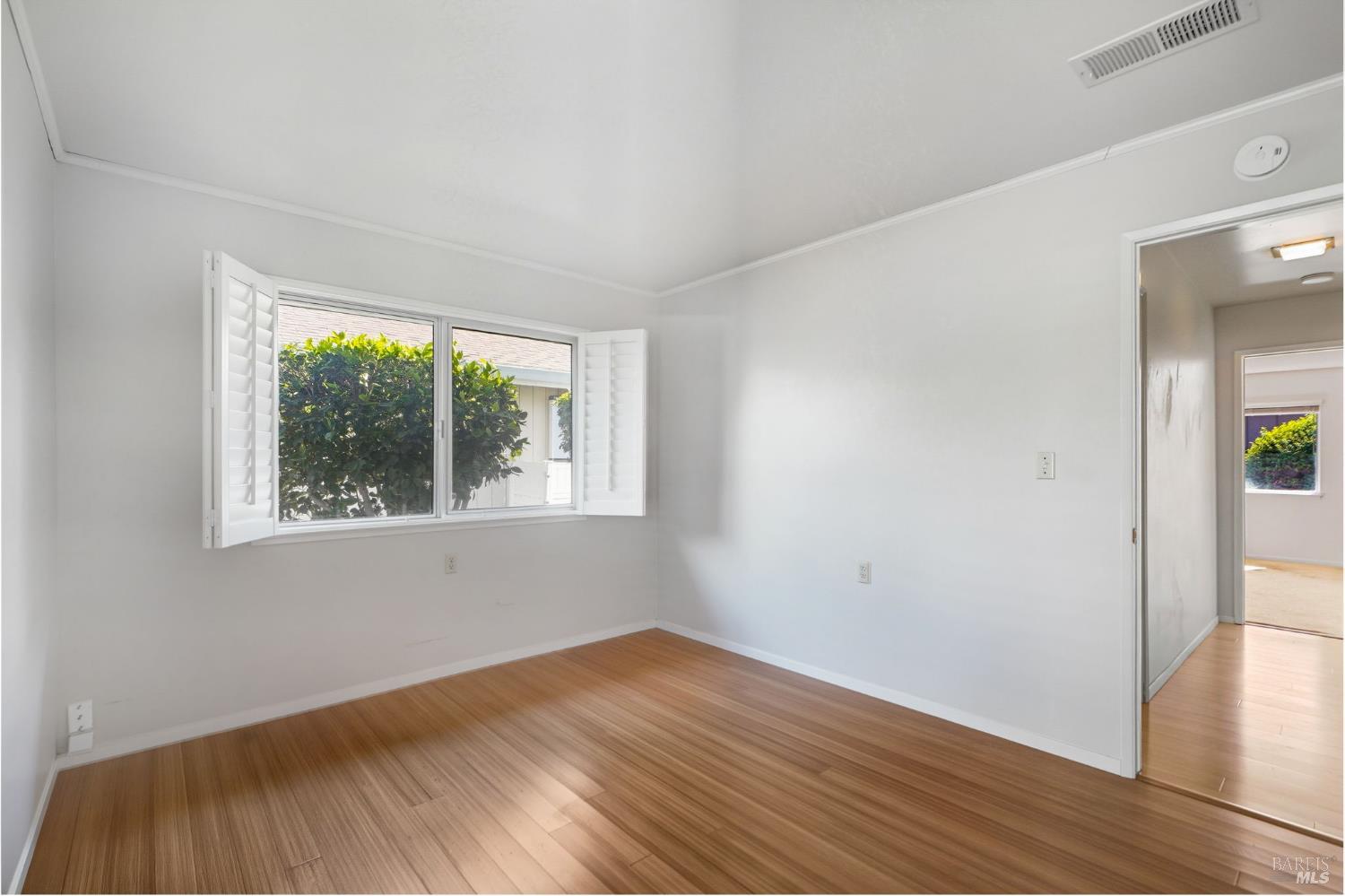 Detail Gallery Image 11 of 18 For 316 Green Field Cir, Santa Rosa,  CA 95409 - 2 Beds | 2 Baths