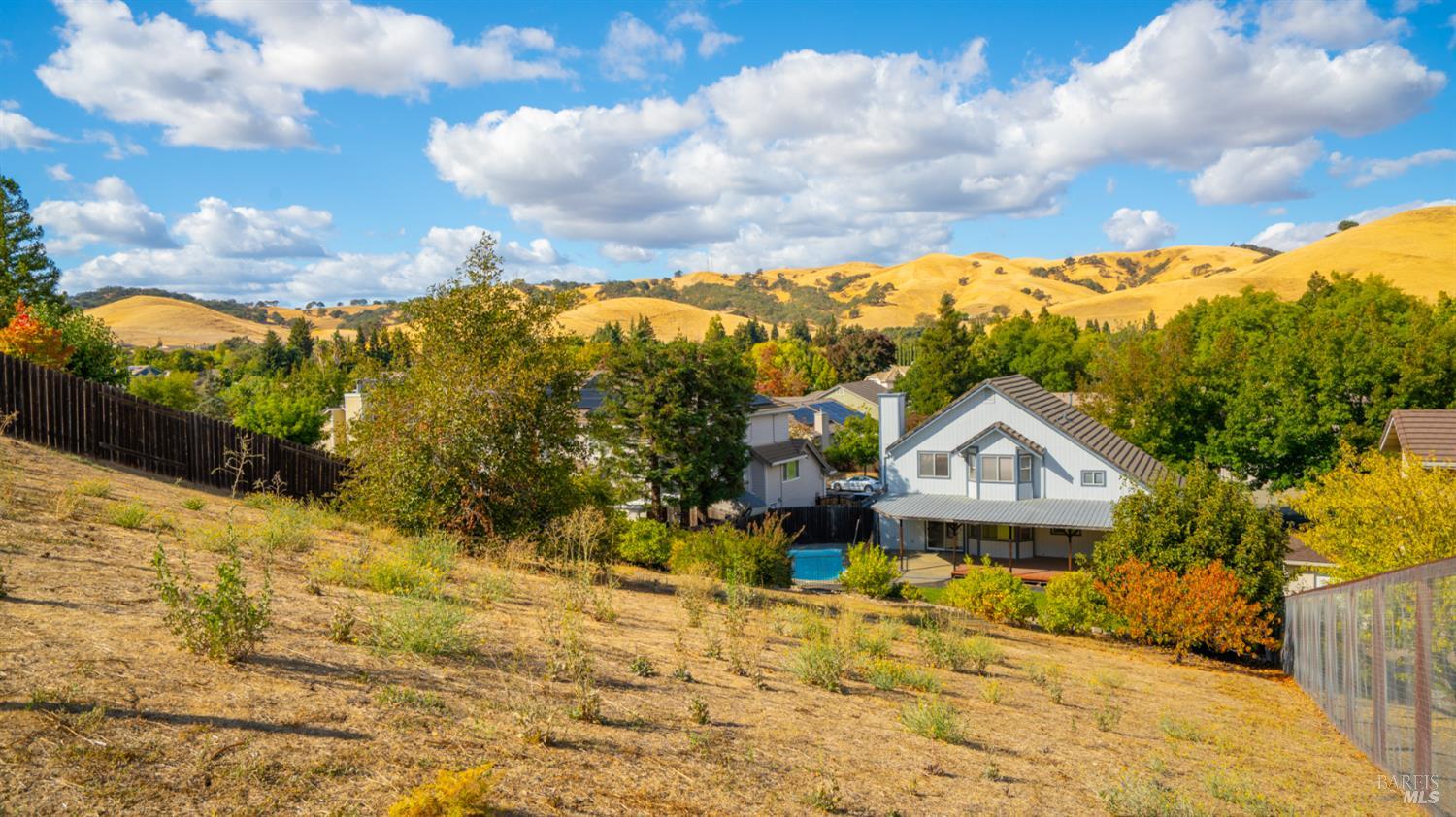 Detail Gallery Image 56 of 61 For 2133 Hillridge Dr, Fairfield,  CA 94534 - 4 Beds | 2/1 Baths