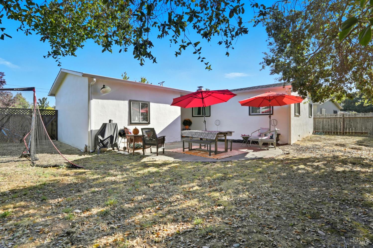 Detail Gallery Image 35 of 38 For 840 Wilmac Ave, Novato,  CA 94947 - 3 Beds | 2 Baths