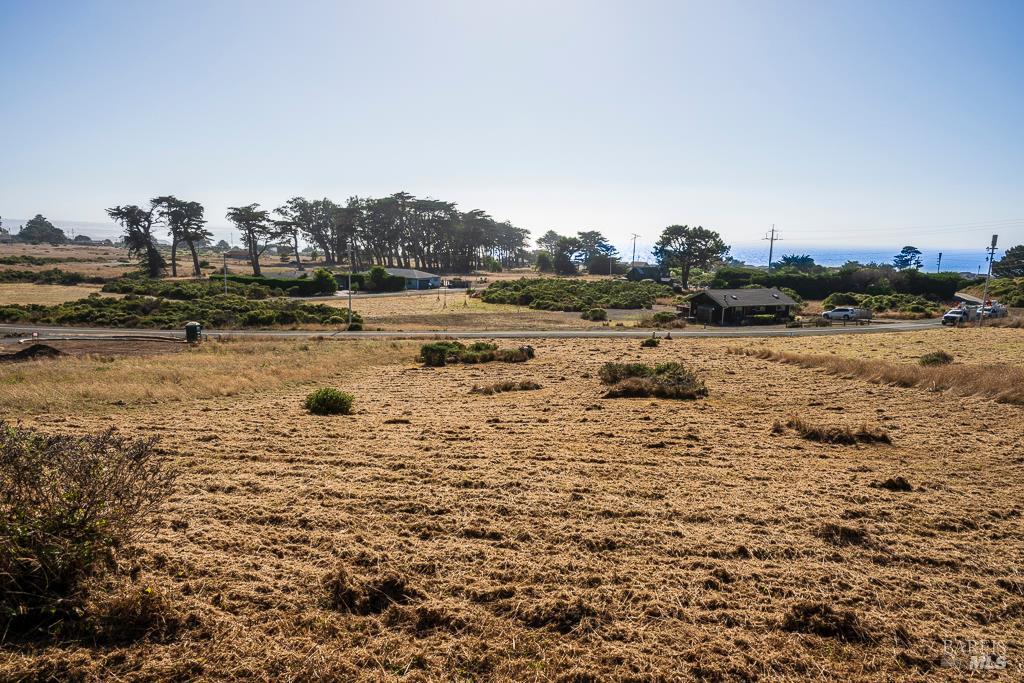 Detail Gallery Image 4 of 22 For 43650 Sea Cypress Dr, Manchester,  CA 95459 - – Beds | – Baths