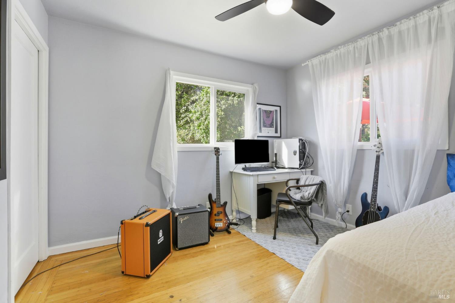 Detail Gallery Image 25 of 38 For 840 Wilmac Ave, Novato,  CA 94947 - 3 Beds | 2 Baths