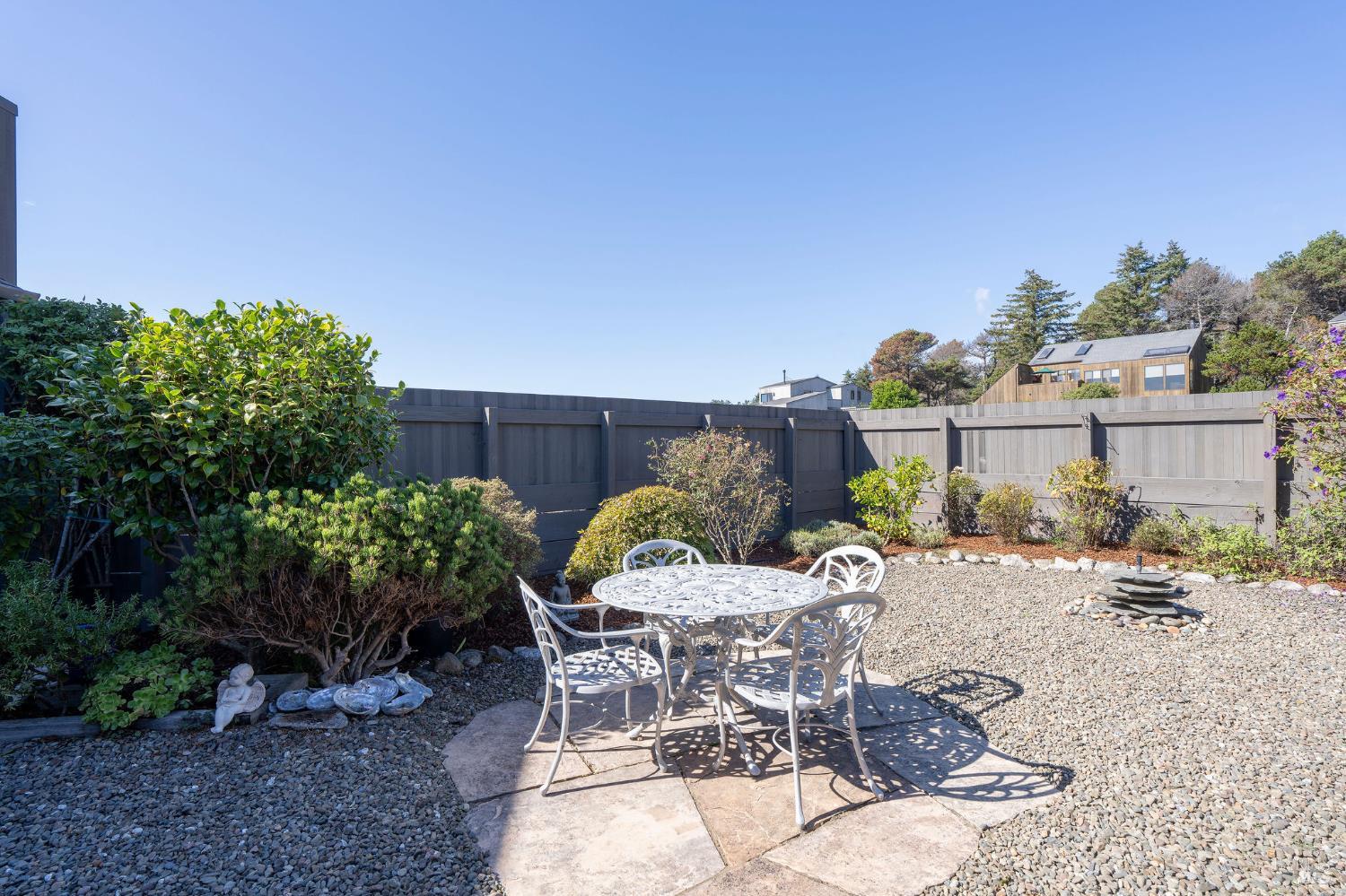 Detail Gallery Image 26 of 60 For 39271 Pacific Reach Rd, The Sea Ranch,  CA 95497 - 2 Beds | 2 Baths