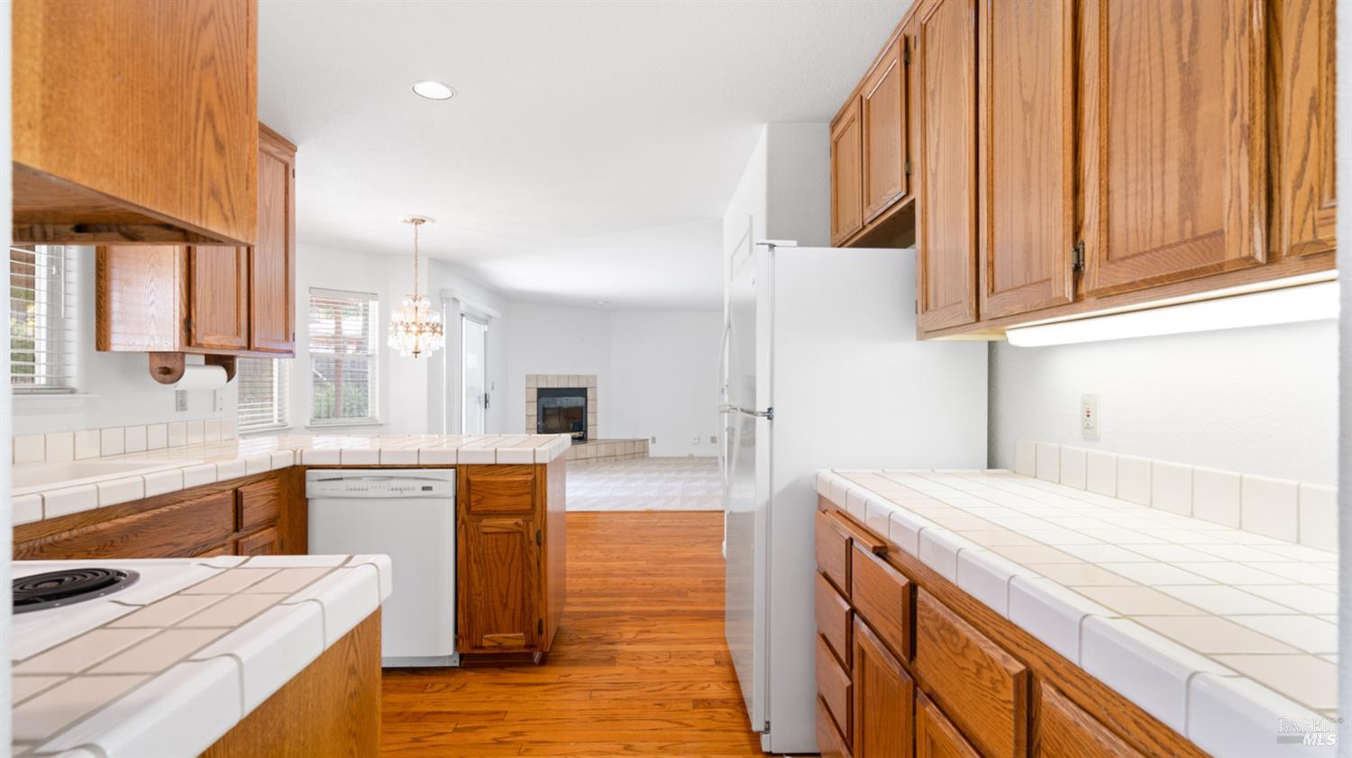 Detail Gallery Image 12 of 61 For 2133 Hillridge Dr, Fairfield,  CA 94534 - 4 Beds | 2/1 Baths