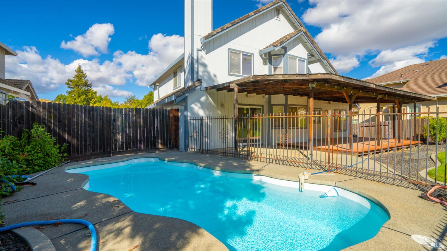 Detail Gallery Image 47 of 61 For 2133 Hillridge Dr, Fairfield,  CA 94534 - 4 Beds | 2/1 Baths