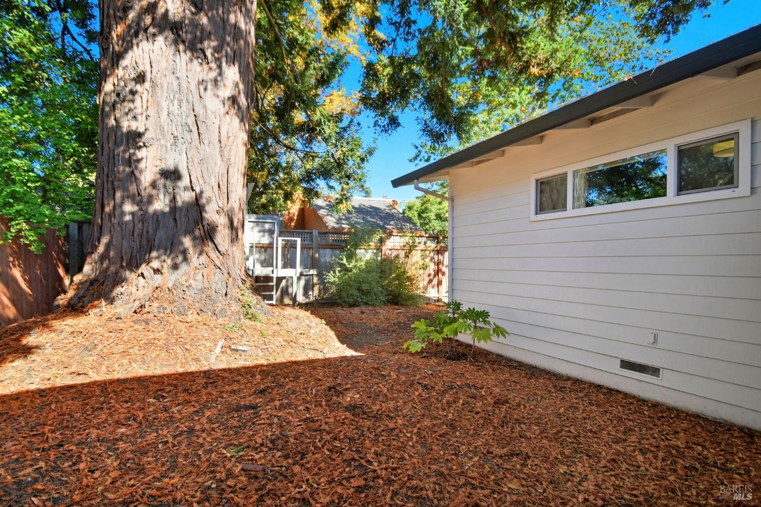 Detail Gallery Image 41 of 47 For 3553 Fir Dr, Santa Rosa,  CA 95405 - 4 Beds | 2 Baths