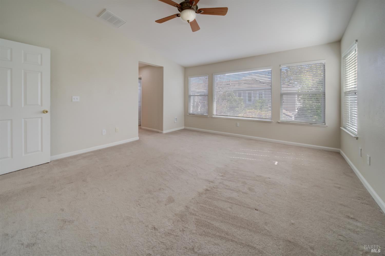 Detail Gallery Image 21 of 41 For 5210 Palladio Way, Fairfield,  CA 94534 - 4 Beds | 2/1 Baths