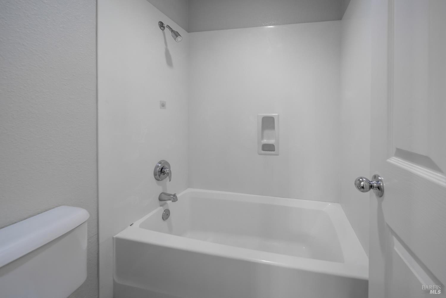 Detail Gallery Image 28 of 41 For 5210 Palladio Way, Fairfield,  CA 94534 - 4 Beds | 2/1 Baths