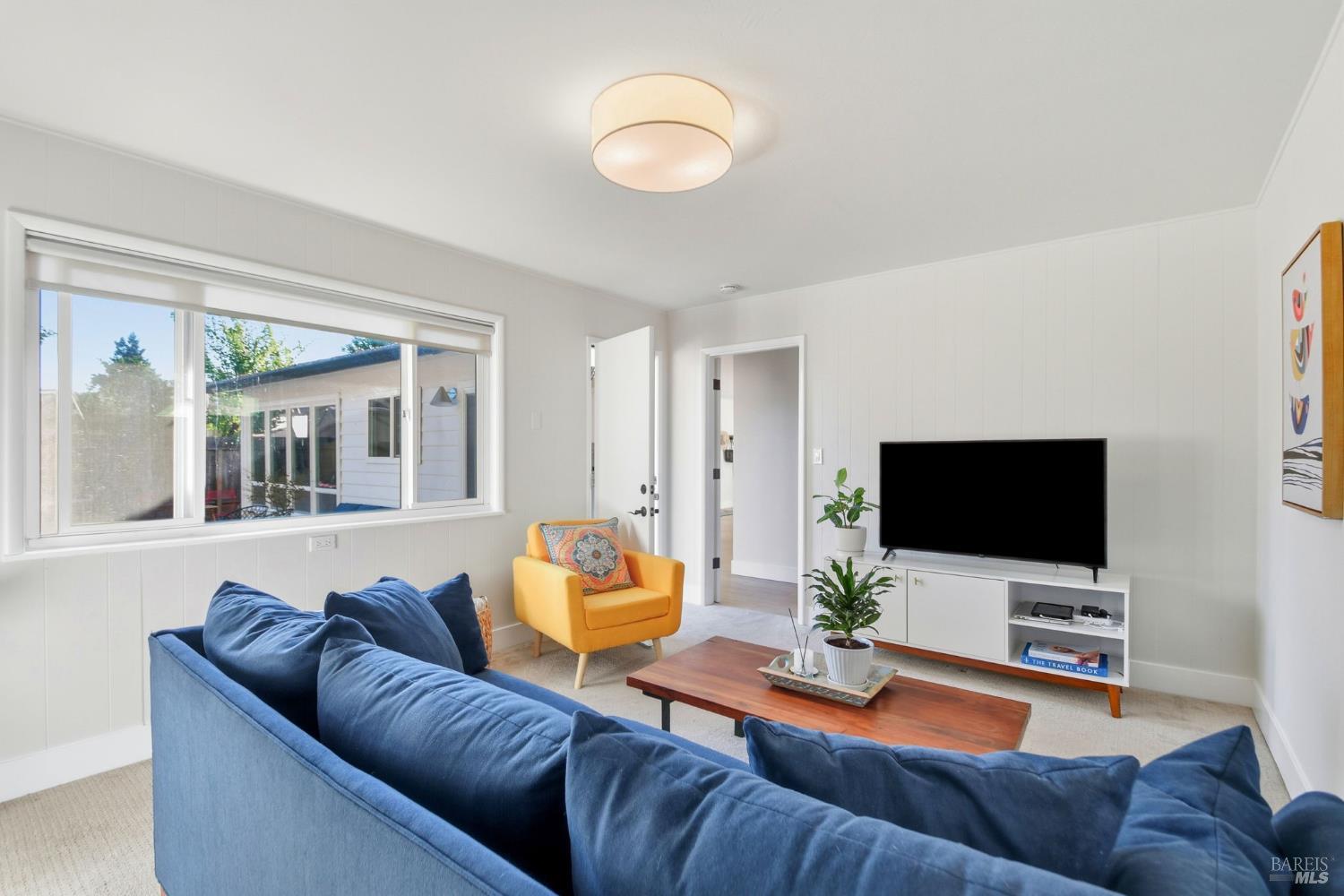 Detail Gallery Image 21 of 47 For 3553 Fir Dr, Santa Rosa,  CA 95405 - 4 Beds | 2 Baths