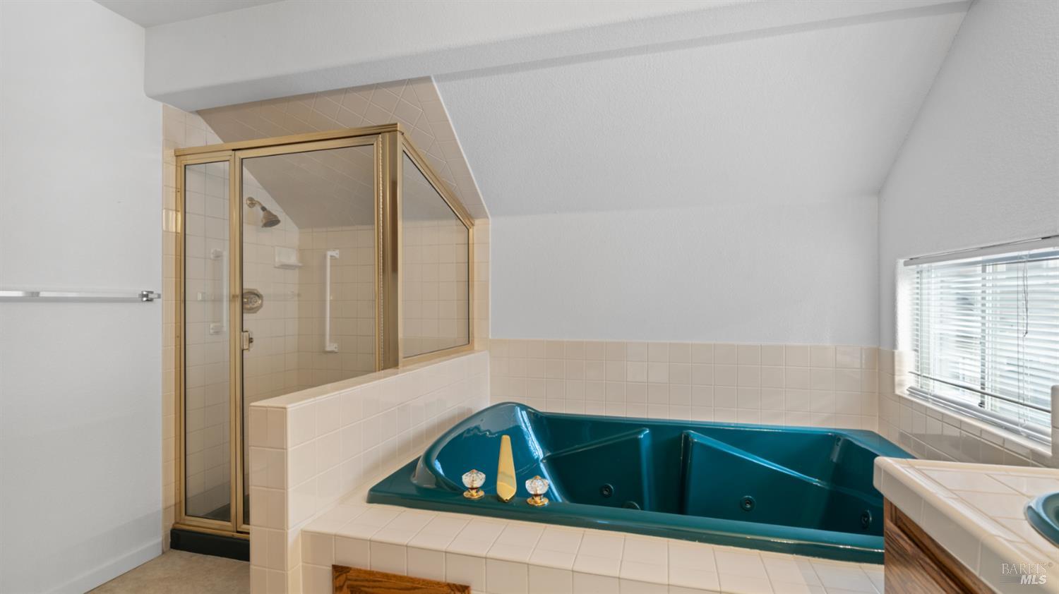 Detail Gallery Image 33 of 61 For 2133 Hillridge Dr, Fairfield,  CA 94534 - 4 Beds | 2/1 Baths