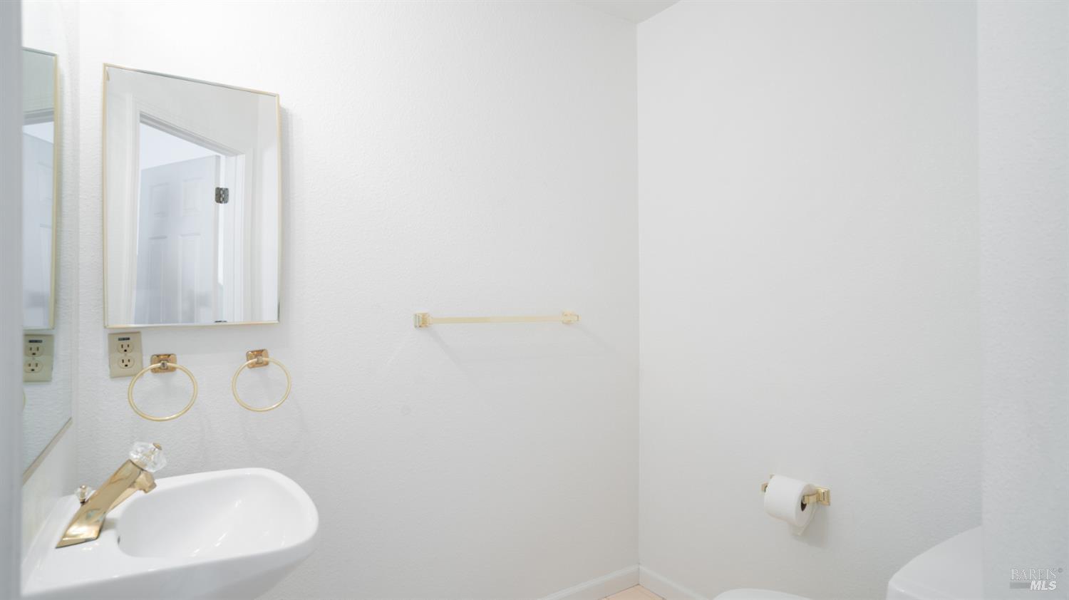 Detail Gallery Image 24 of 61 For 2133 Hillridge Dr, Fairfield,  CA 94534 - 4 Beds | 2/1 Baths