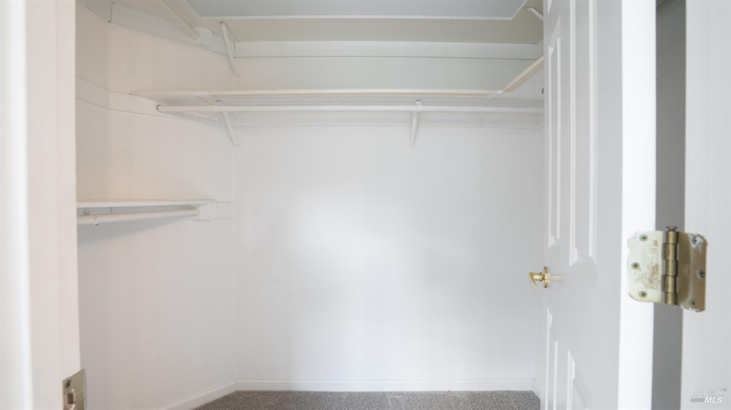 Detail Gallery Image 34 of 61 For 2133 Hillridge Dr, Fairfield,  CA 94534 - 4 Beds | 2/1 Baths